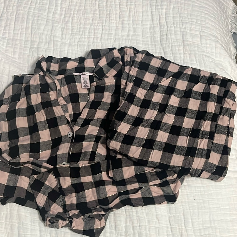 Victoria’s Secret Pajama Set